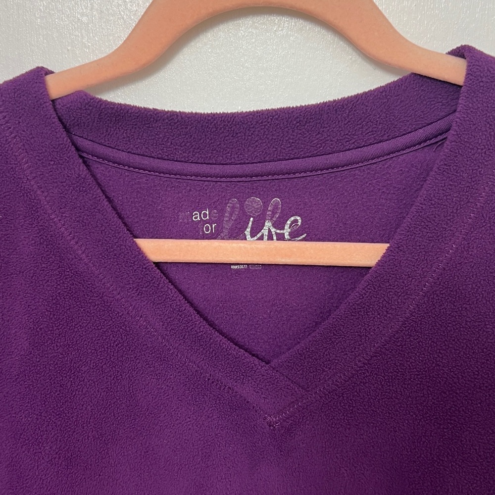 Made for life, Women’s Long Sleeved V-neck fleece, Purple, Sz. PXL, GUC